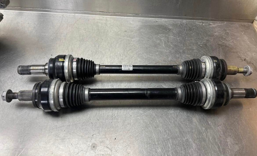 2015-2023 Dodge Charger
Challenger OEM 3.09 rear limited slip differential with axles